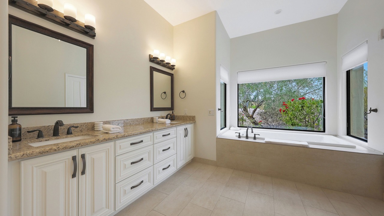 Photo of Bathroom in Pinnacle Peak Vistas III