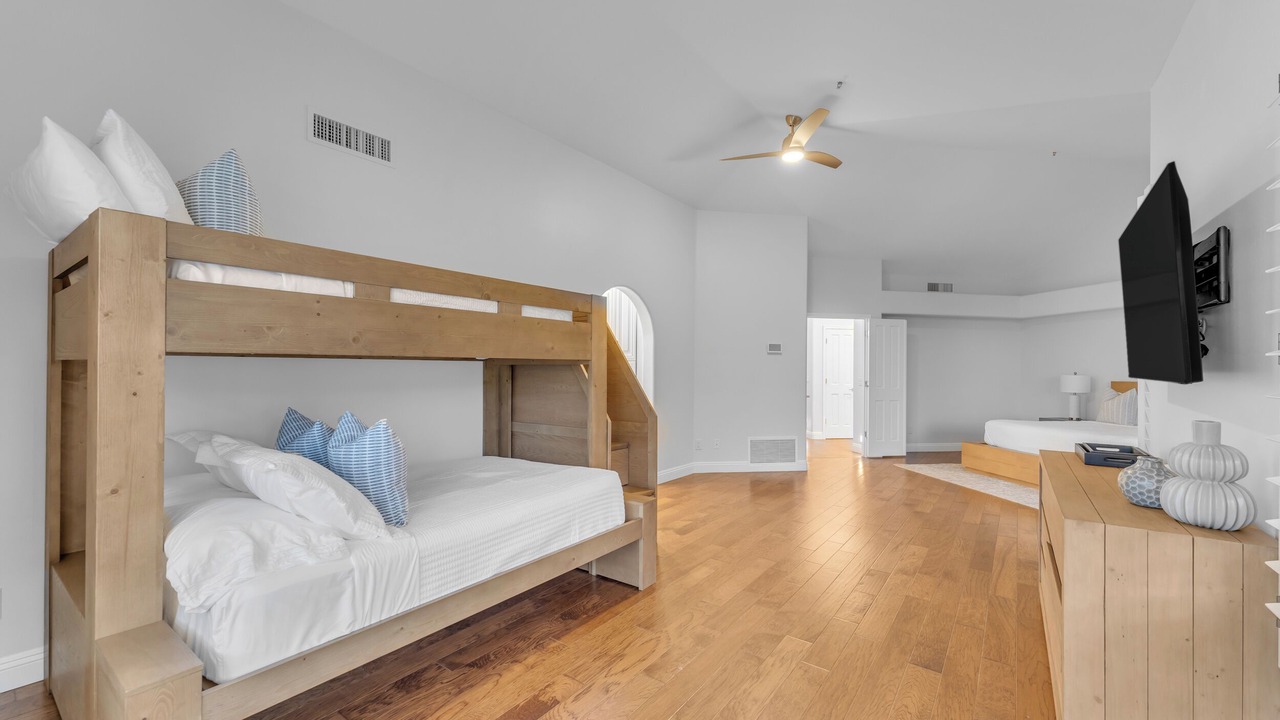 Photo of Bedroom in Pinnacle Peak Vistas III