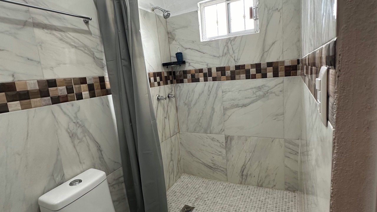 Photo of Bathroom in Nuevo Laredo