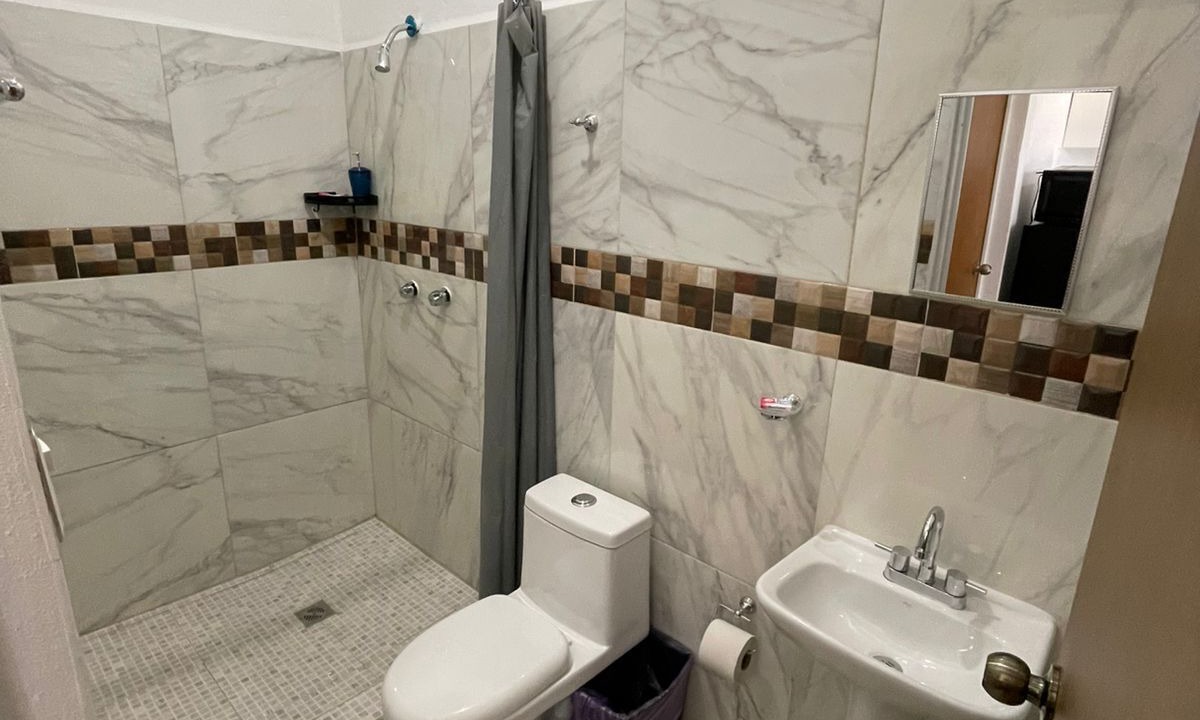 Photo of Bathroom in Nuevo Laredo