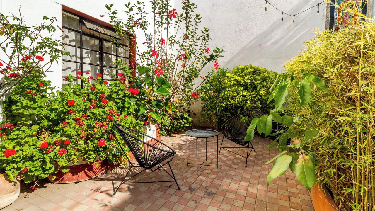 Photo of Patio Balcony in Americana