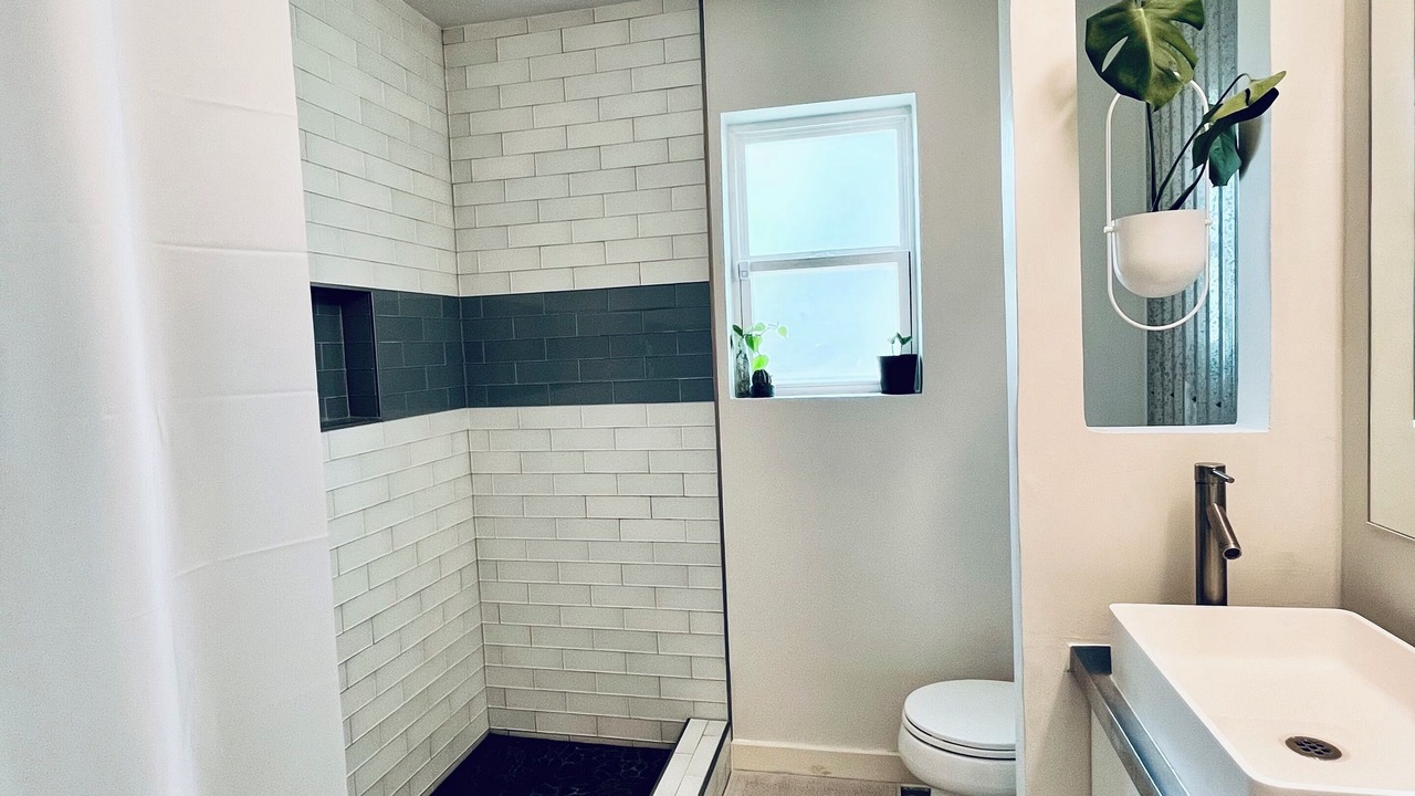 Photo of Bathroom in Edinburg