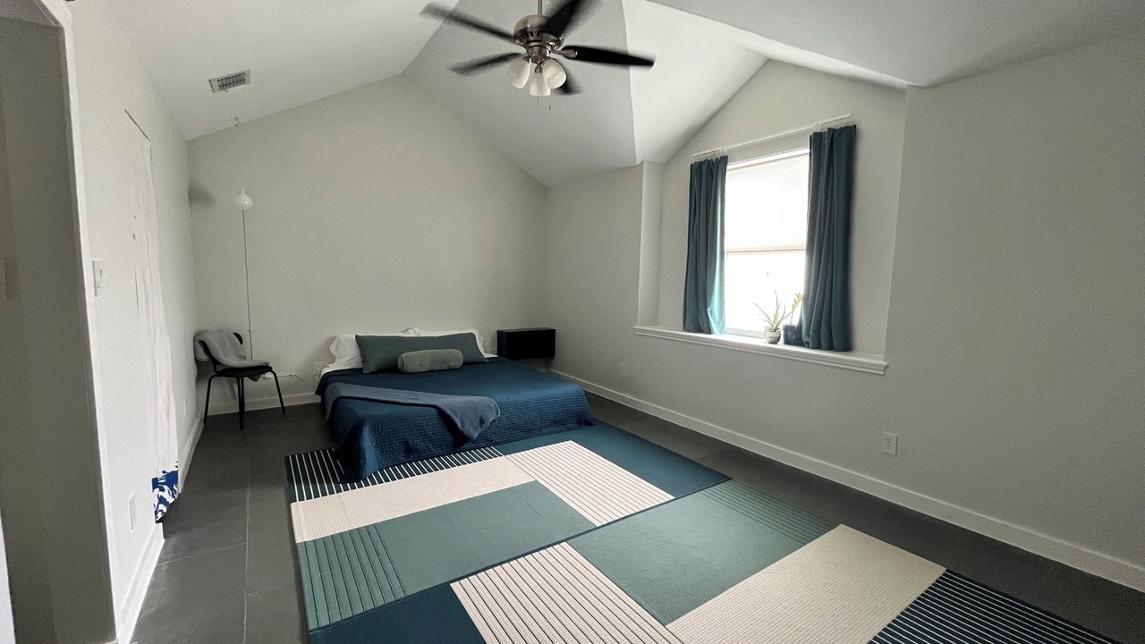 Photo of Bedroom in Edinburg