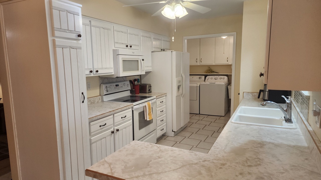 Photo of Kitchen in Sun City