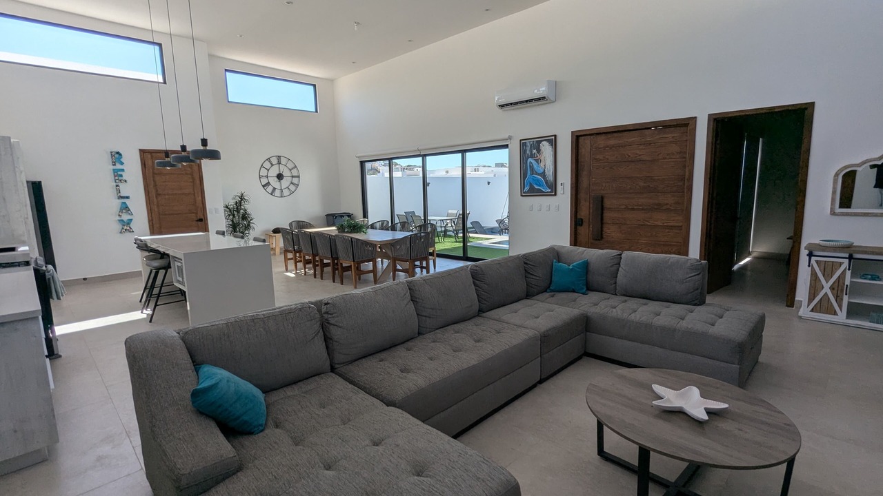 Photo of Livingroom in Marina Real
