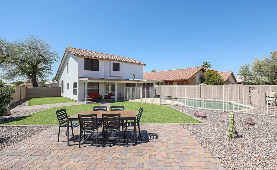 Photo of Outdoor in Avondale