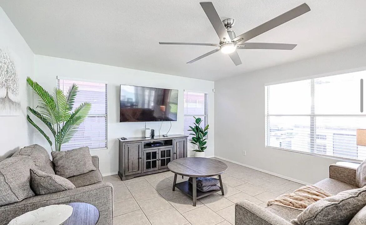 Photo of Livingroom in Avondale