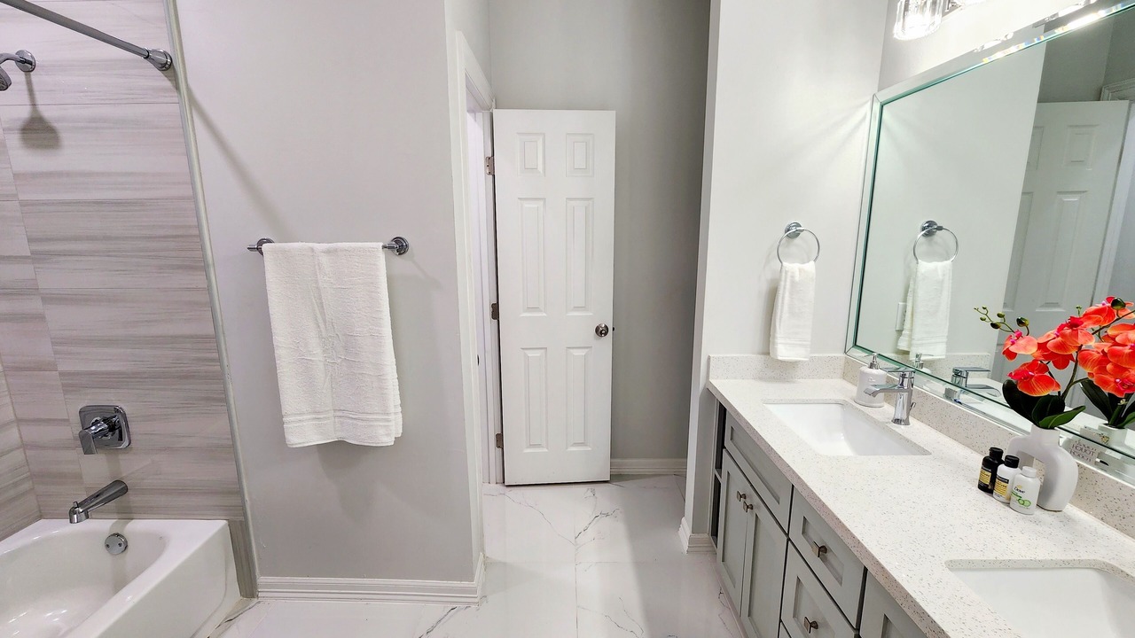 Photo of Bathroom in Edinburg