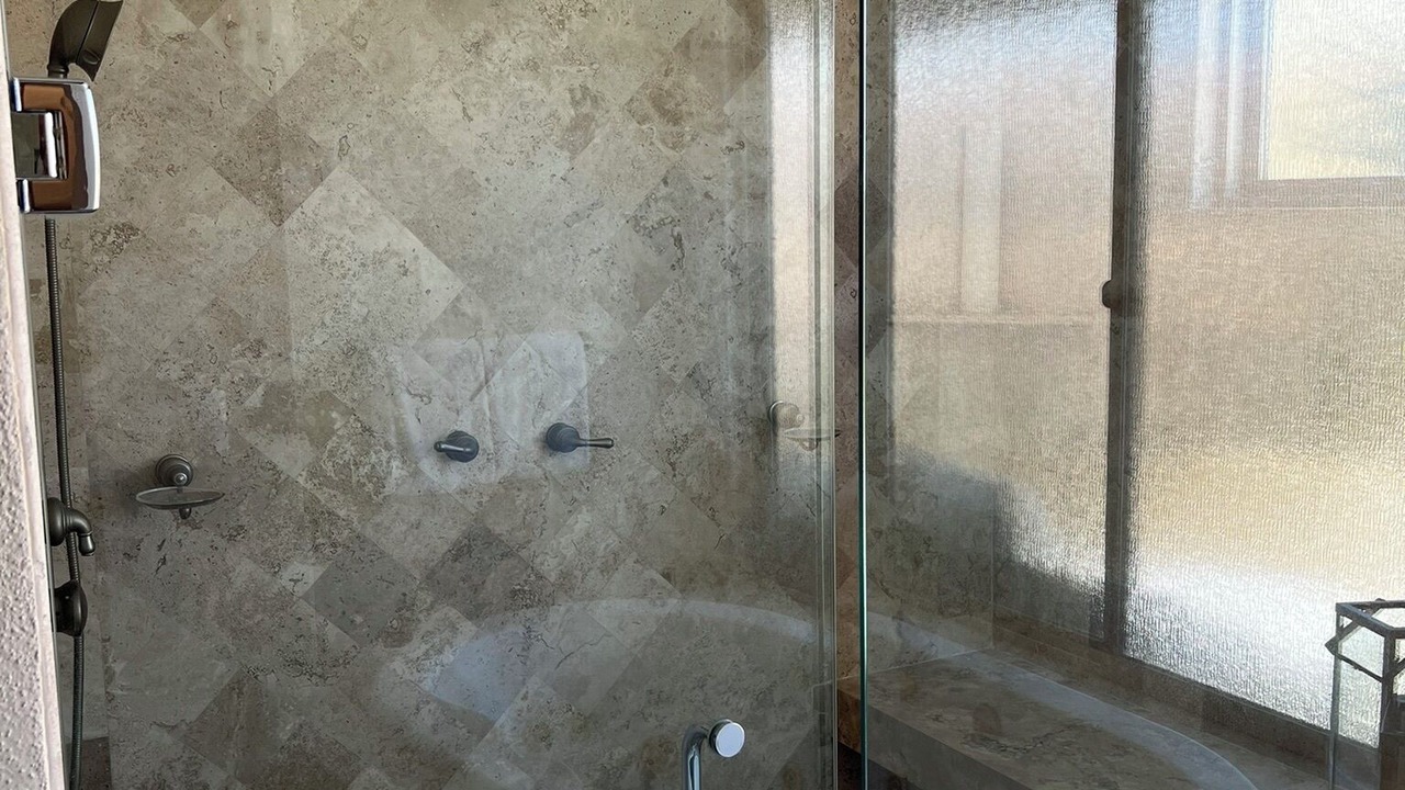 Photo of Bathroom in Flamingos