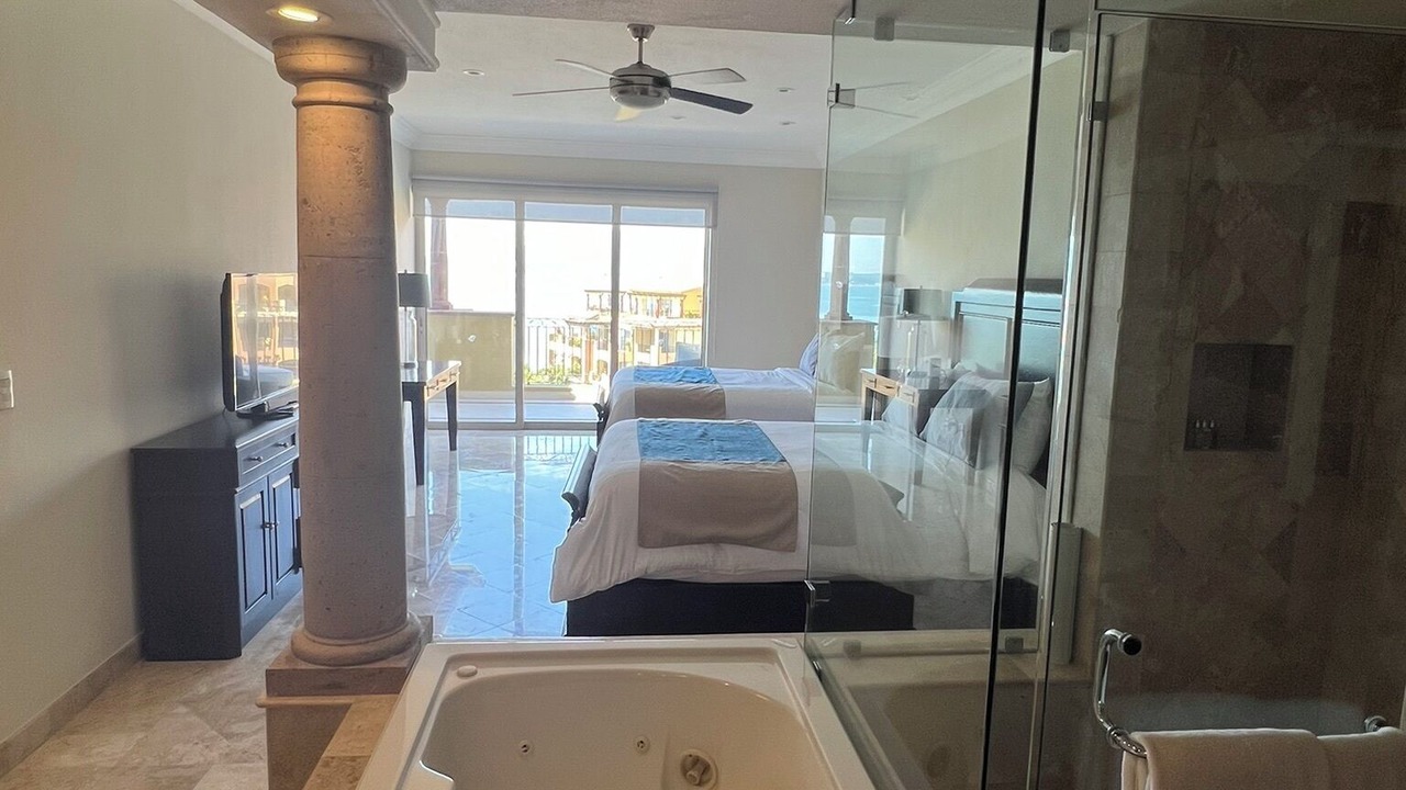 Photo of Bedroom in Flamingos