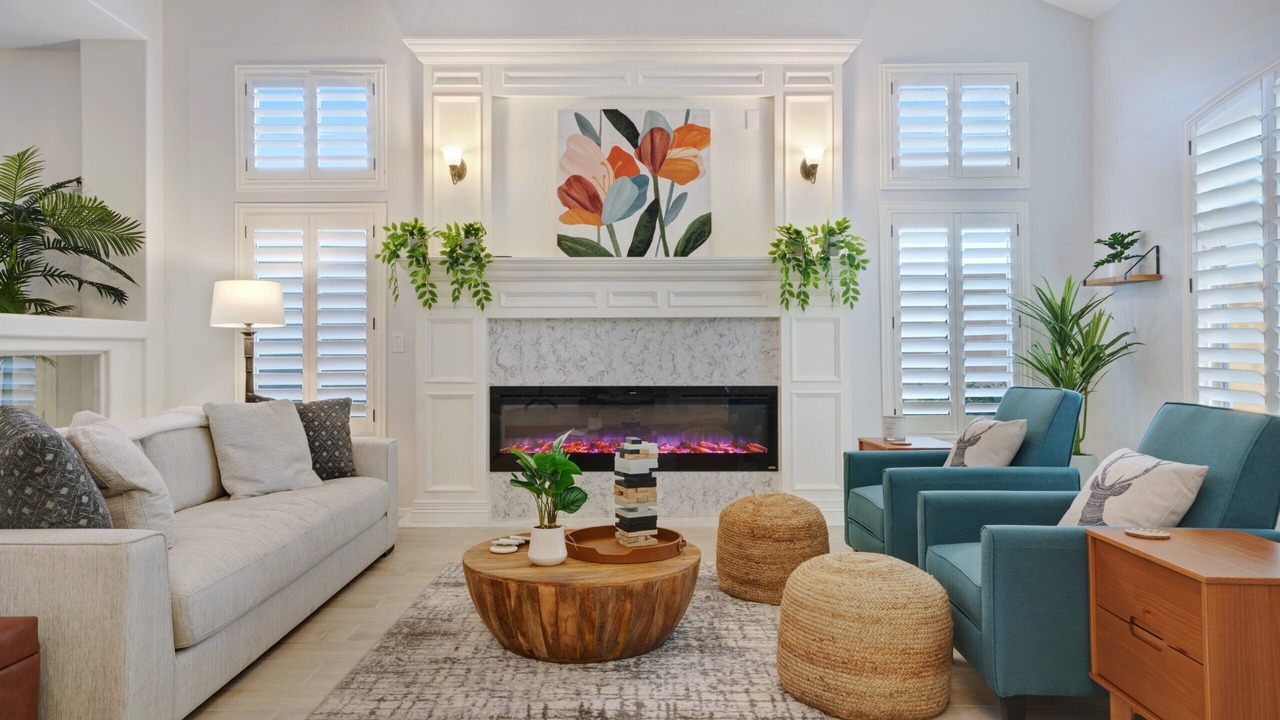 Photo of Livingroom in Pleasant Valley