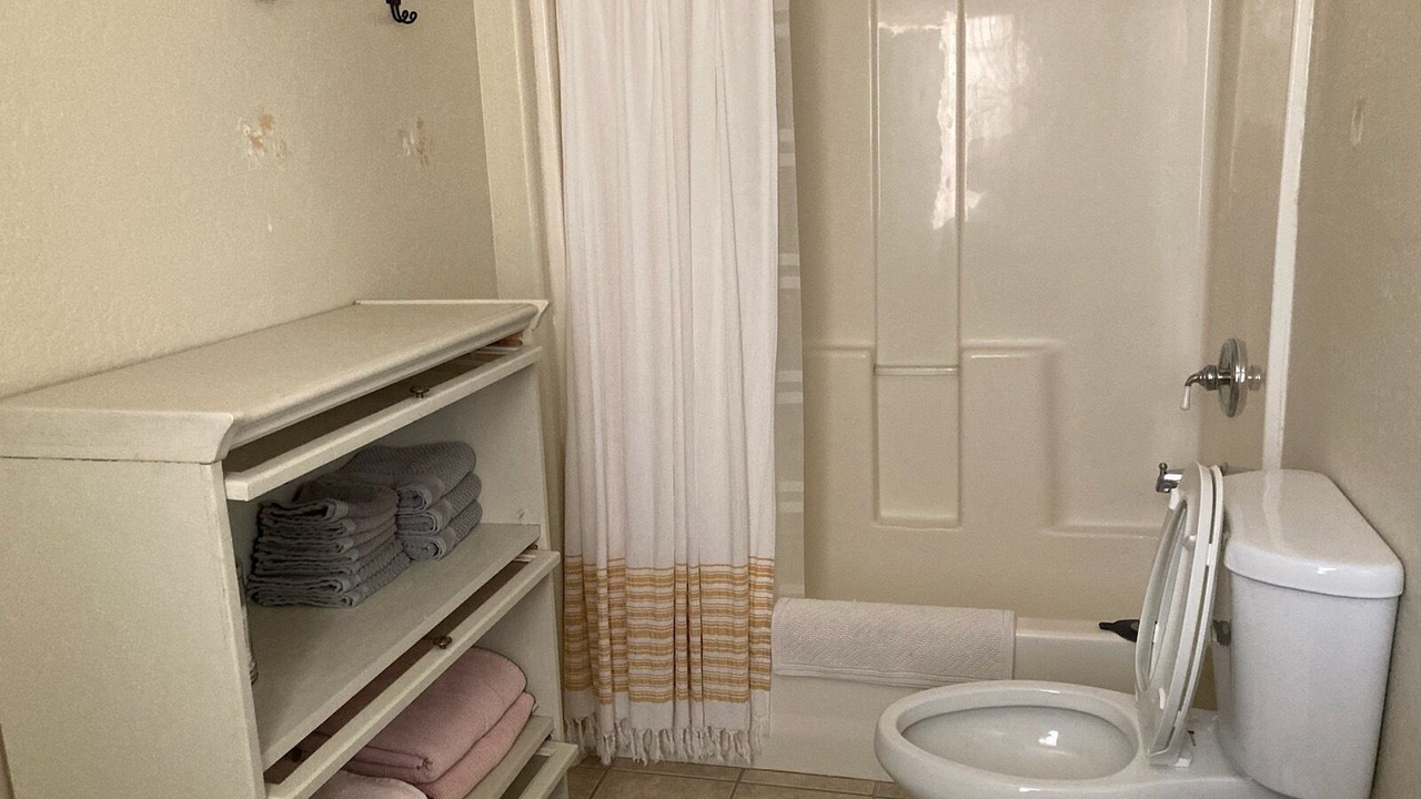 Photo of Bathroom in South Mountain