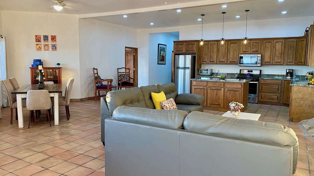Photo of Livingroom in Cholla Bay