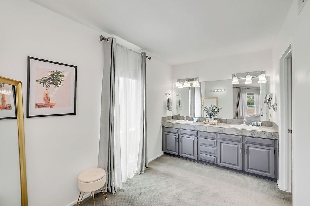 Photo of Bathroom in Paradise Valley Village