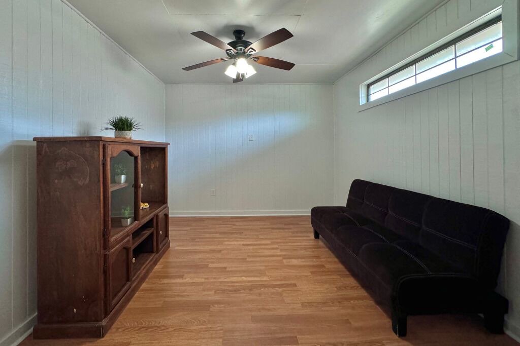 Photo of Livingroom in Brownsville