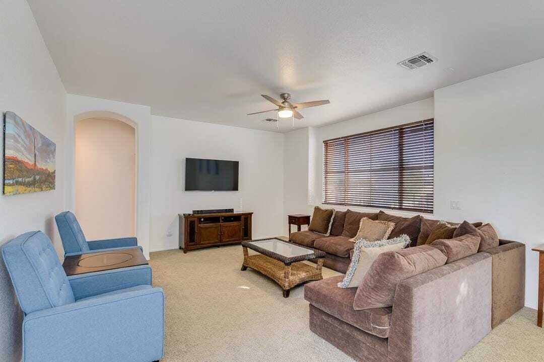 Photo of Livingroom in Rovey Farm Estates