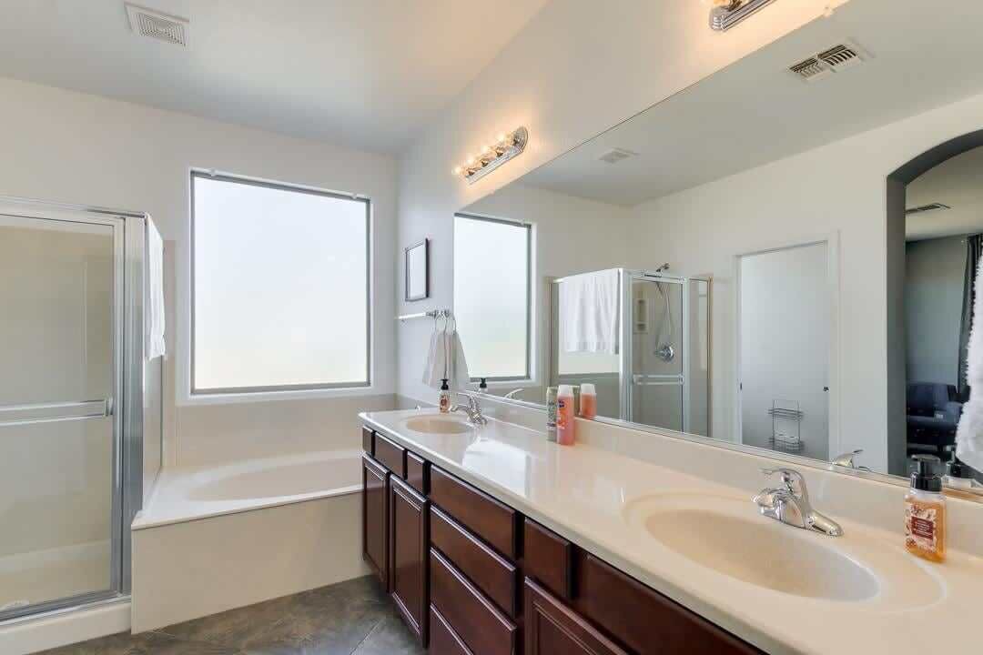 Photo of Bathroom in Rovey Farm Estates