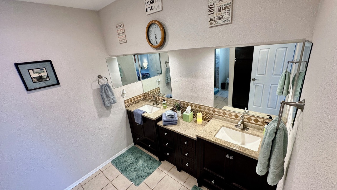Photo of Bathroom in Foothills