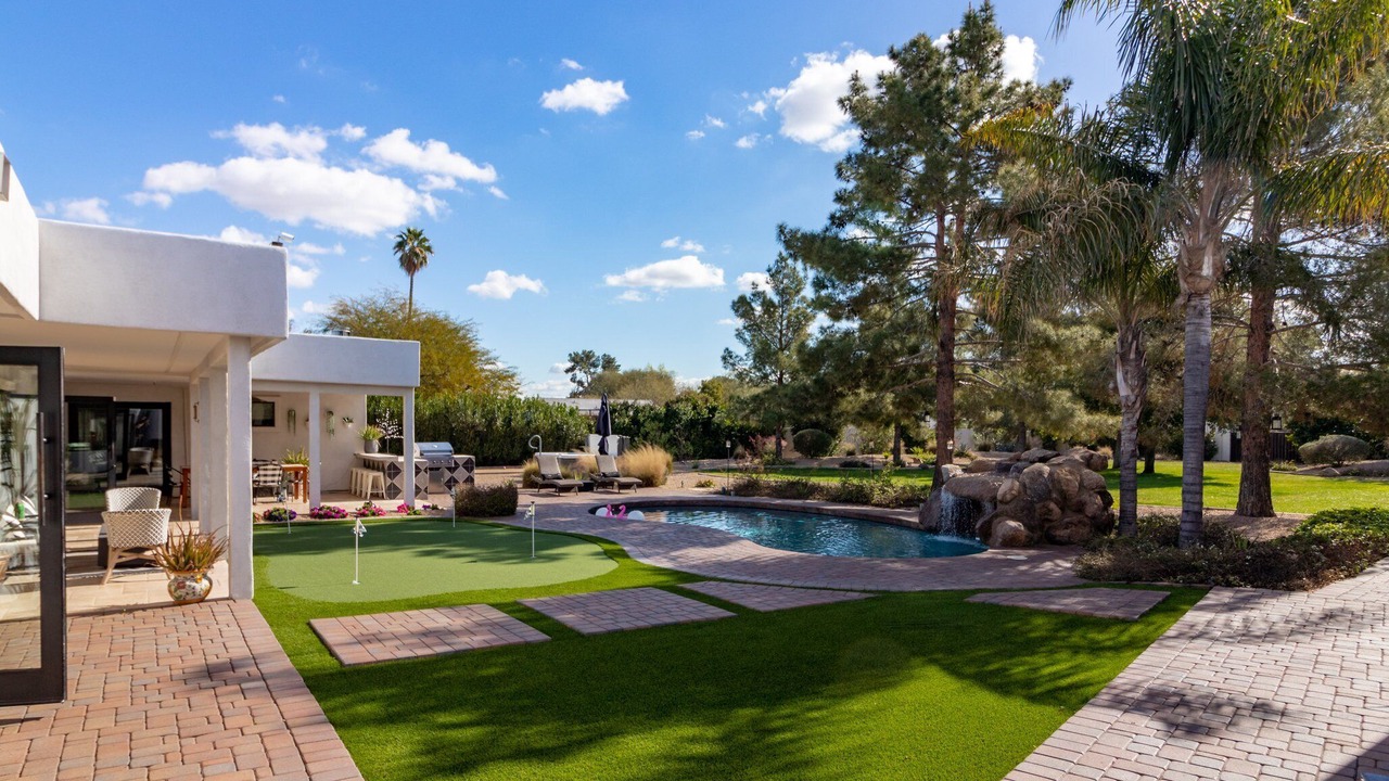 Photo of Outdoor in Shea North Estates