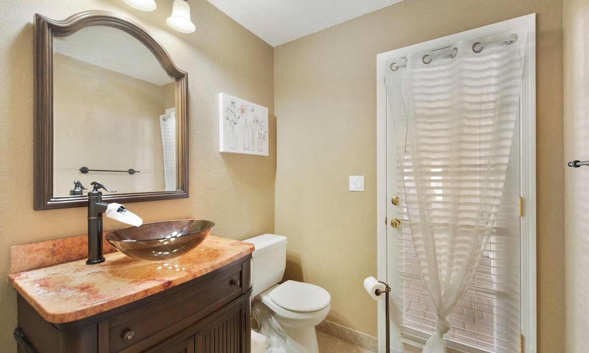 Photo of Bathroom in Arrowhead Lakes