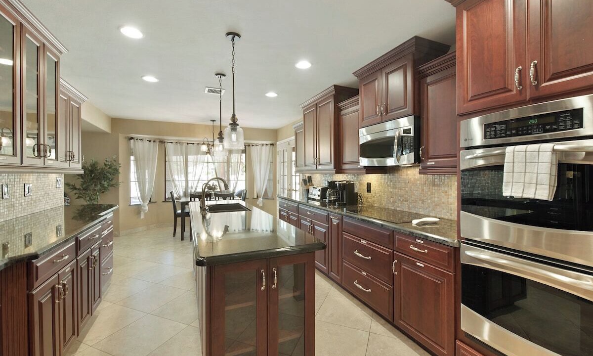 Photo of Kitchen in Arrowhead Lakes