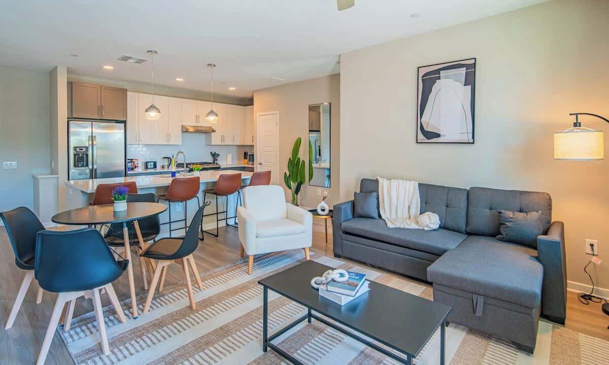 Photo of Livingroom in Orange Heights