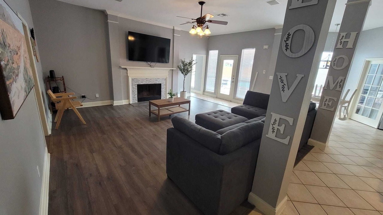 Photo of Livingroom in Mission