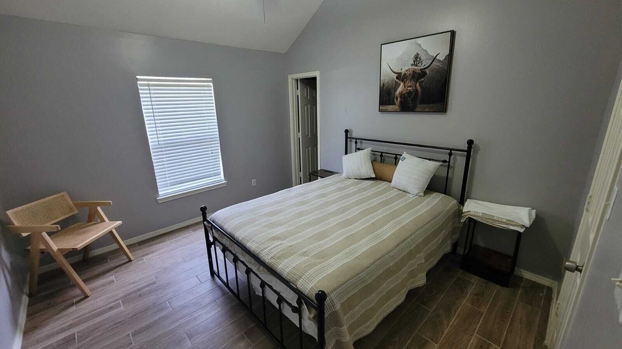 Photo of Bedroom in Mission