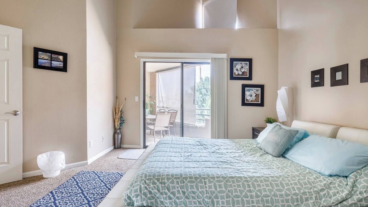 Photo of Bedroom in Acacia Creek Apartments