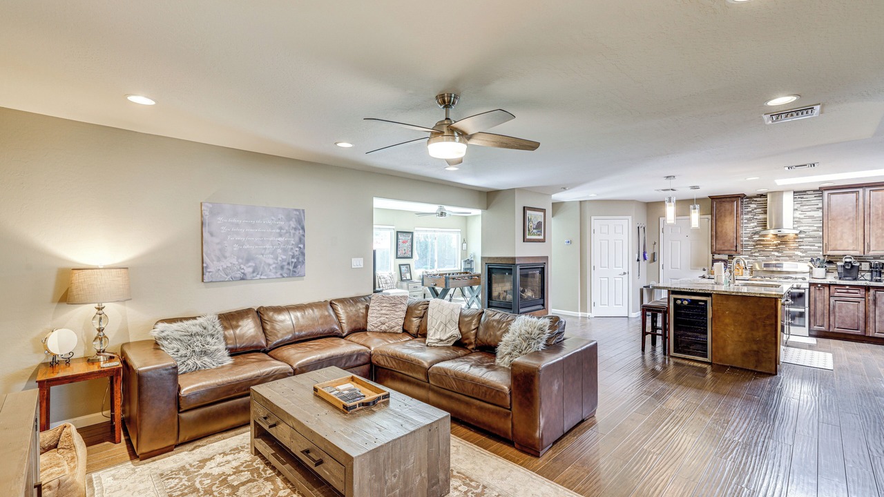 Photo of Bedroom in Raskin Estates