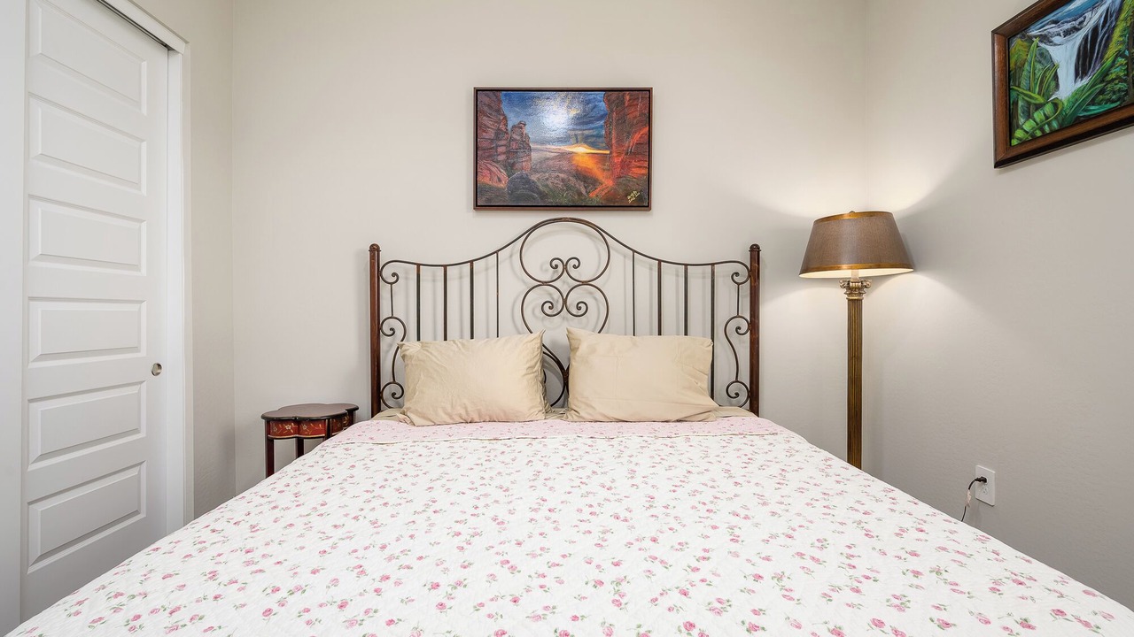 Photo of Bedroom in Desert Ridge
