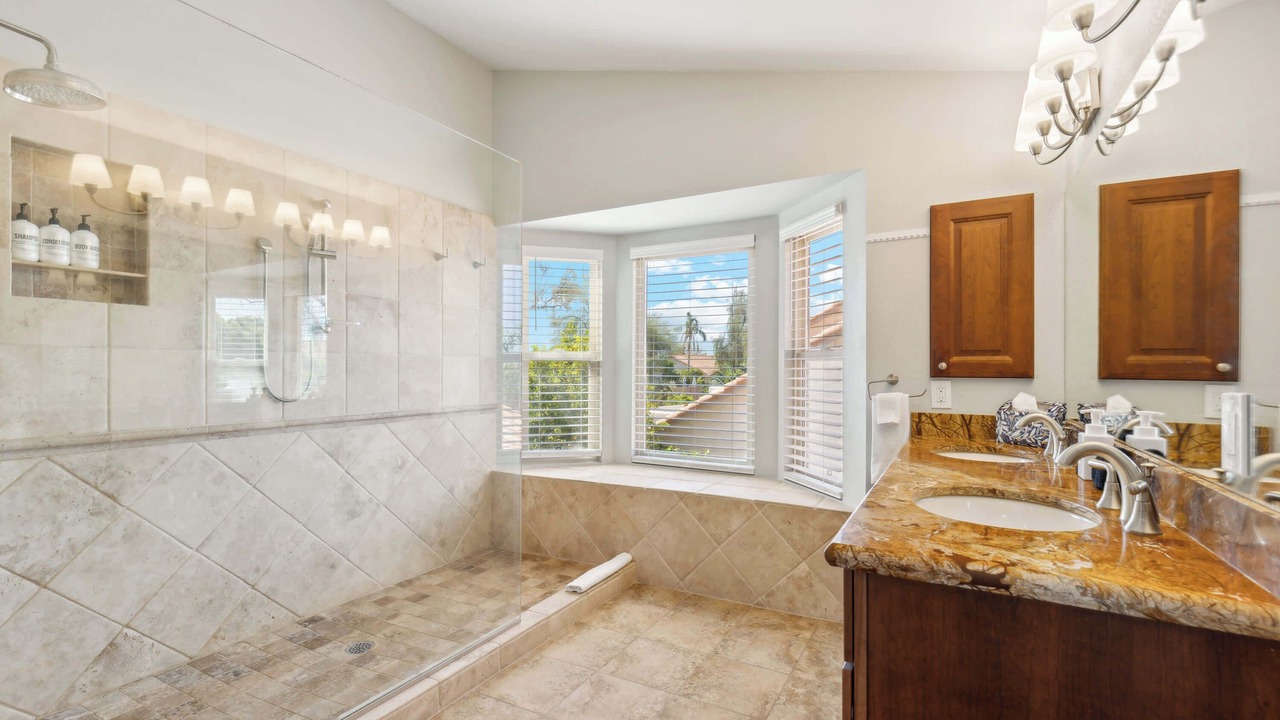 Photo of Bathroom in Red Mountain Ranch