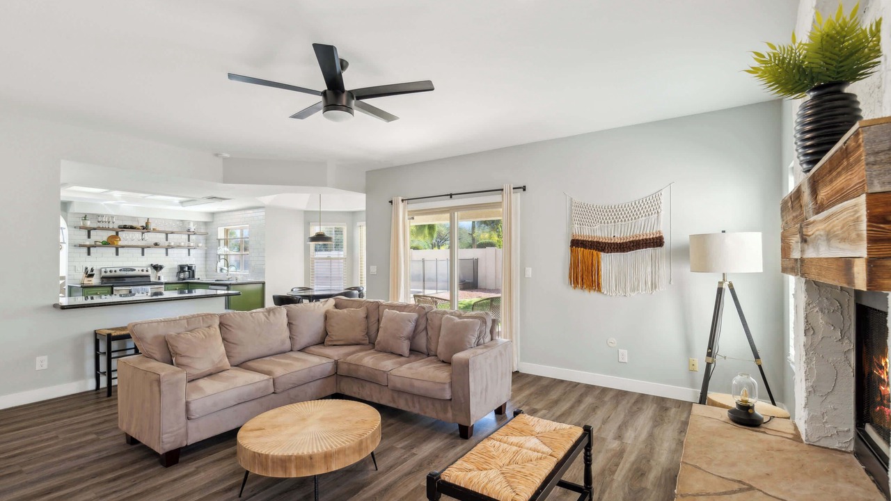 Photo of Livingroom in Red Mountain Ranch