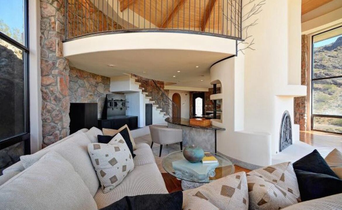 Photo of Livingroom in Paradise Hills