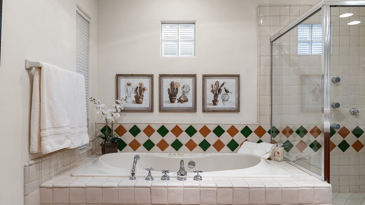 Photo of Bathroom in Pinnacle Peak