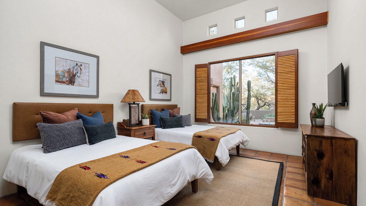 Photo of Bedroom in Pinnacle Peak