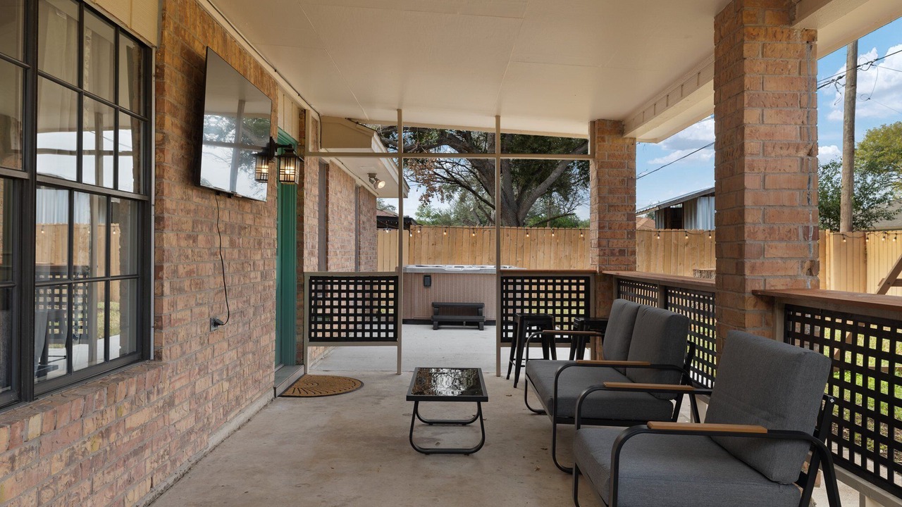Photo of Patio Balcony in Mission