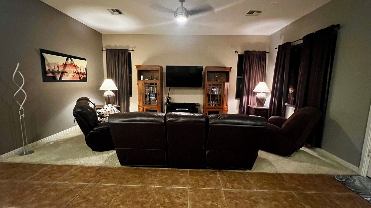 Photo of Livingroom in Maricopa