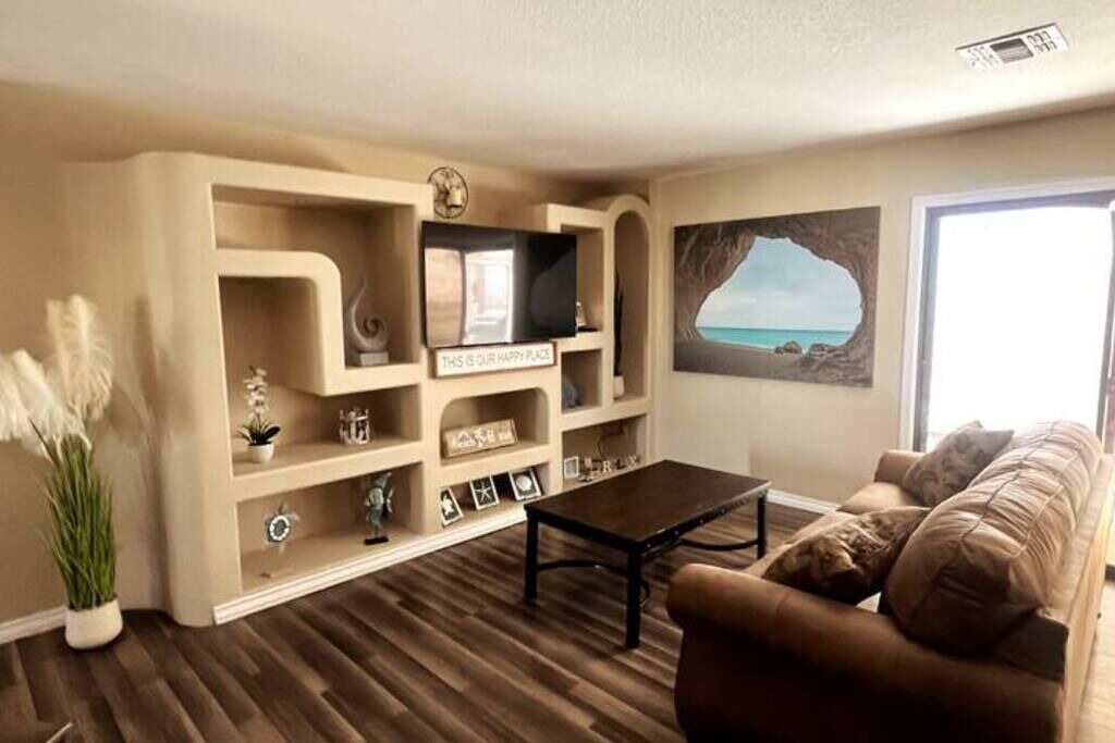 Photo of Livingroom in Parker Strip