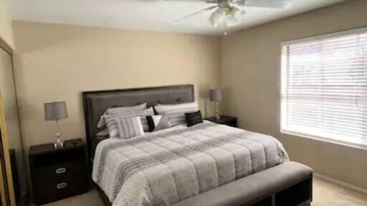 Photo of Bedroom in Parker Strip