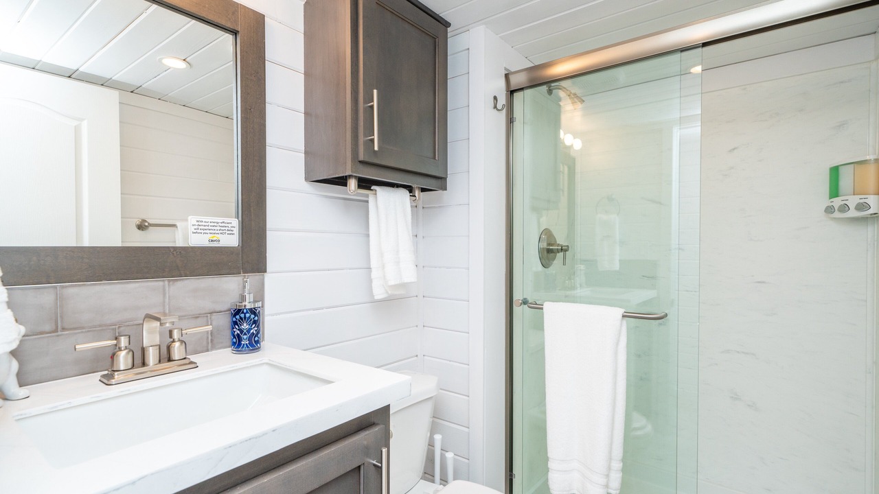 Photo of Bathroom in Parker Strip