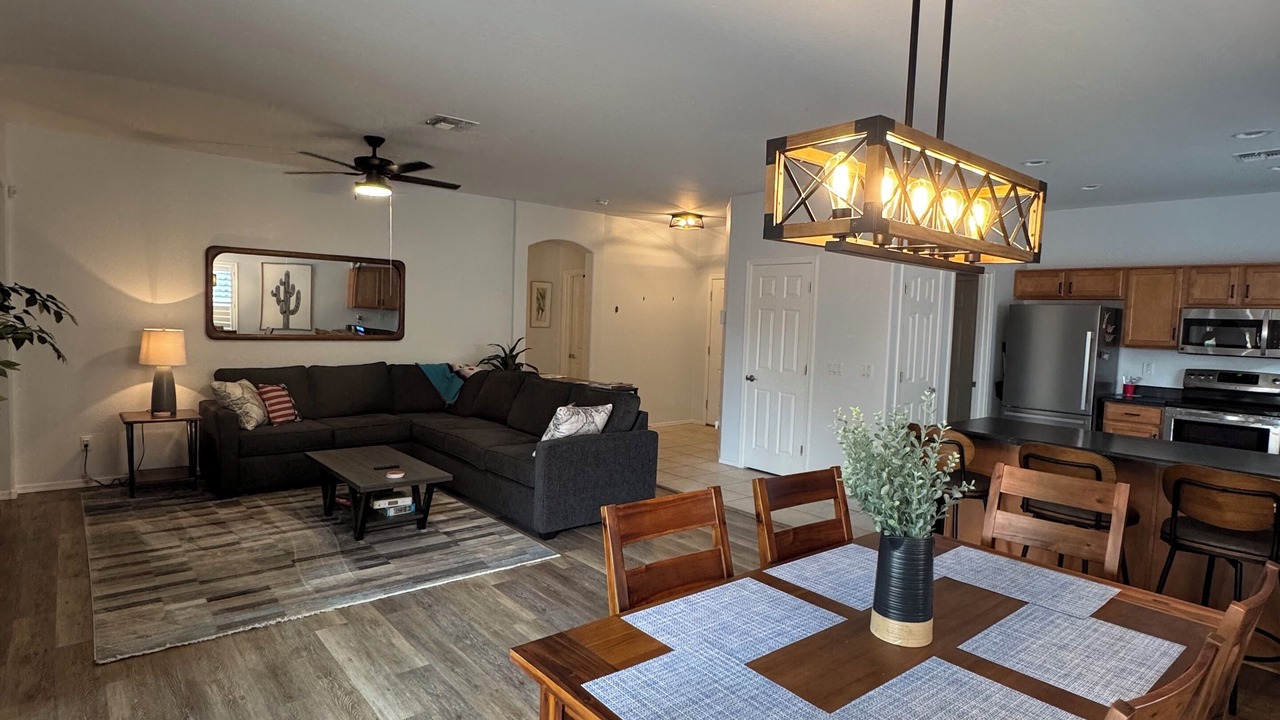 Photo of Livingroom in Maricopa