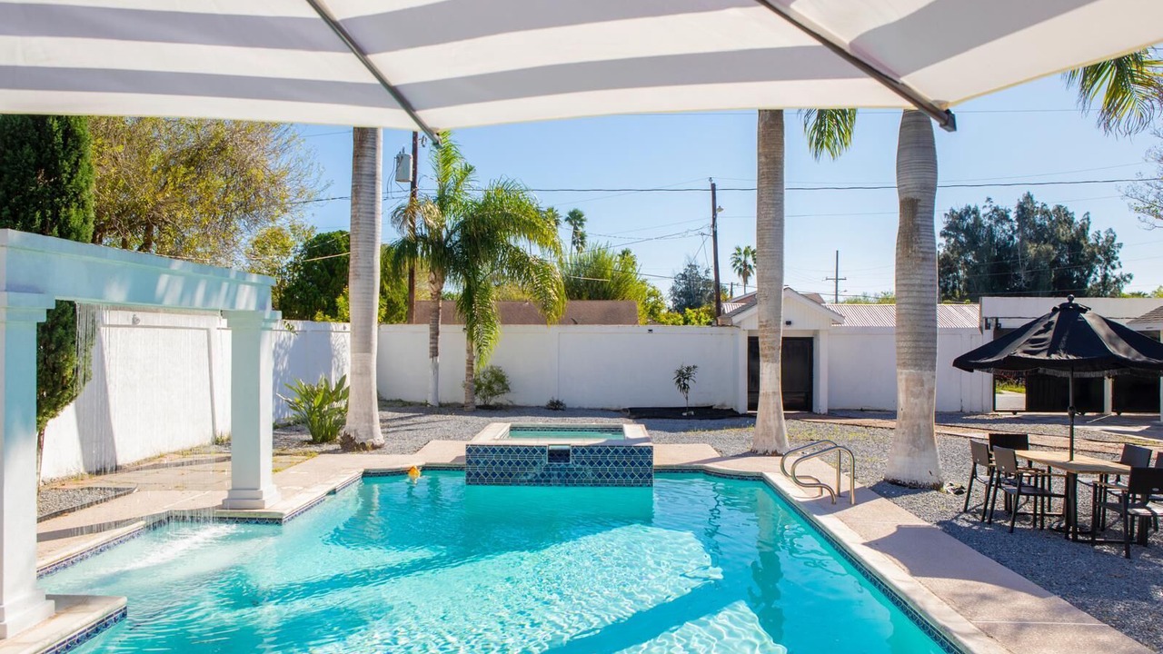 Photo of Outdoor in Brownsville