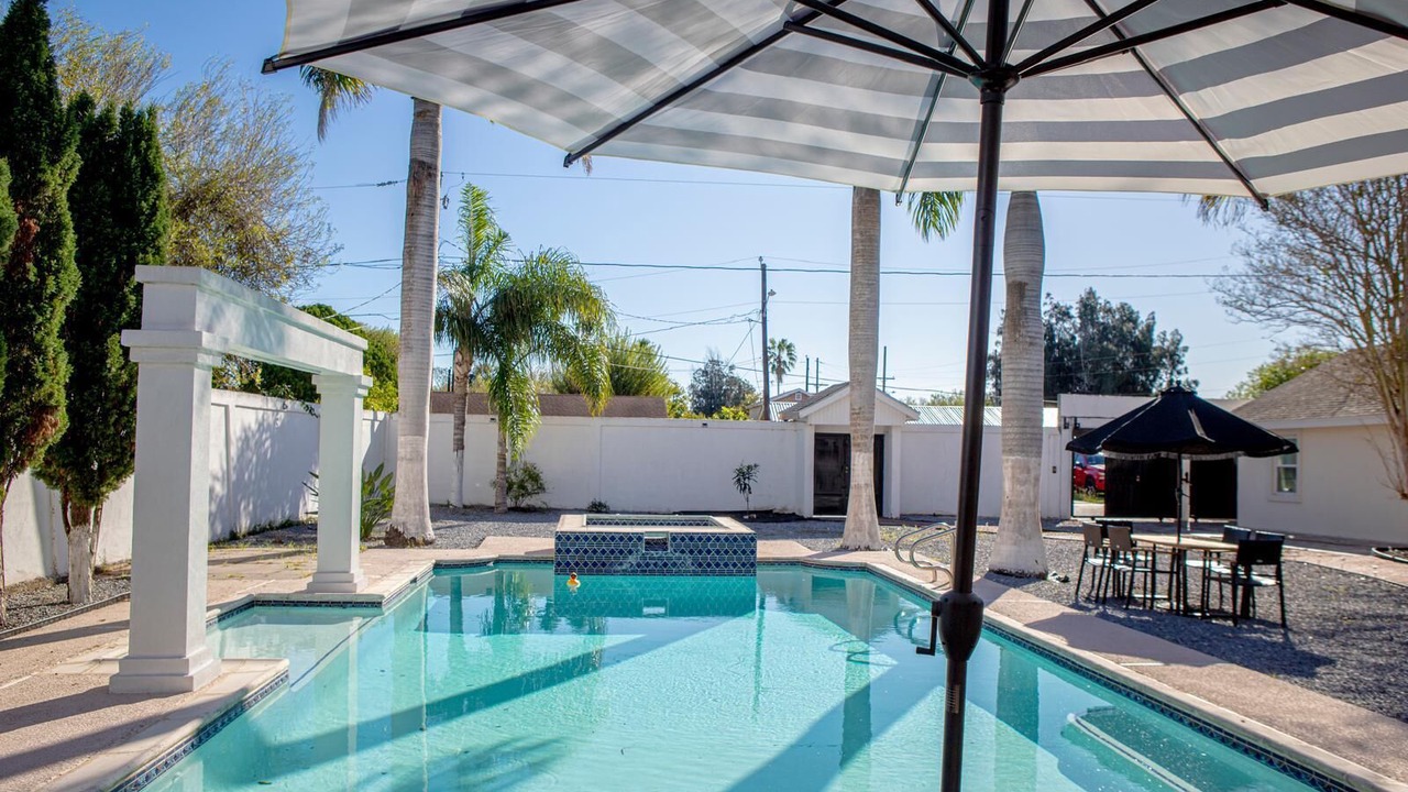 Photo of Outdoor in Brownsville