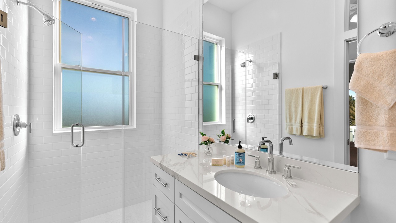 Photo of Bathroom in The Shores