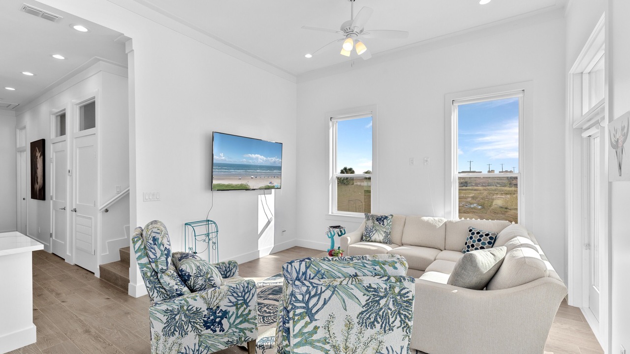 Photo of Livingroom in The Shores
