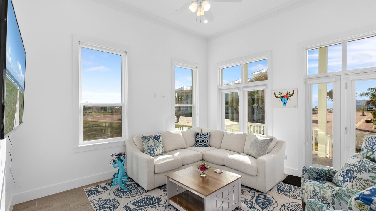Photo of Livingroom in The Shores