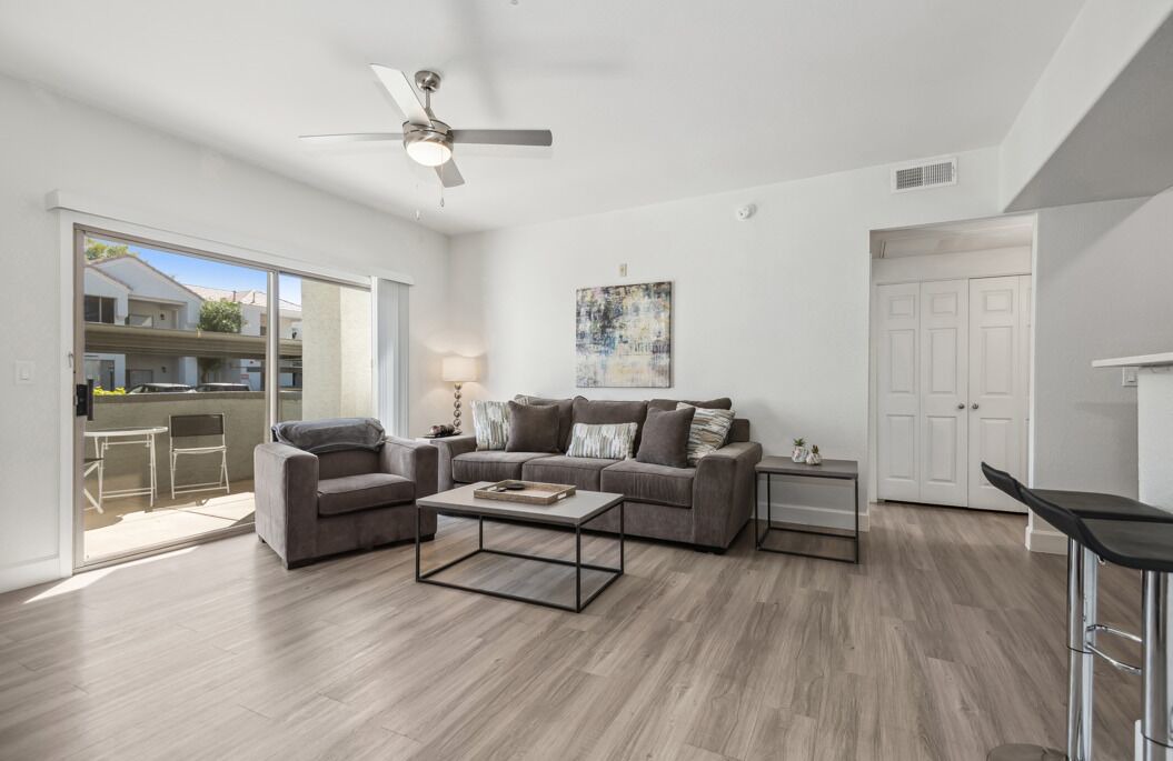 Photo of Livingroom in Arrowhead Ranch