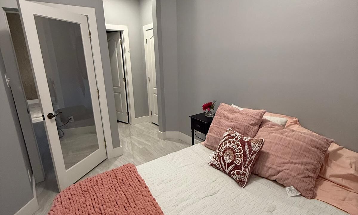 Photo of Bedroom in Edinburg