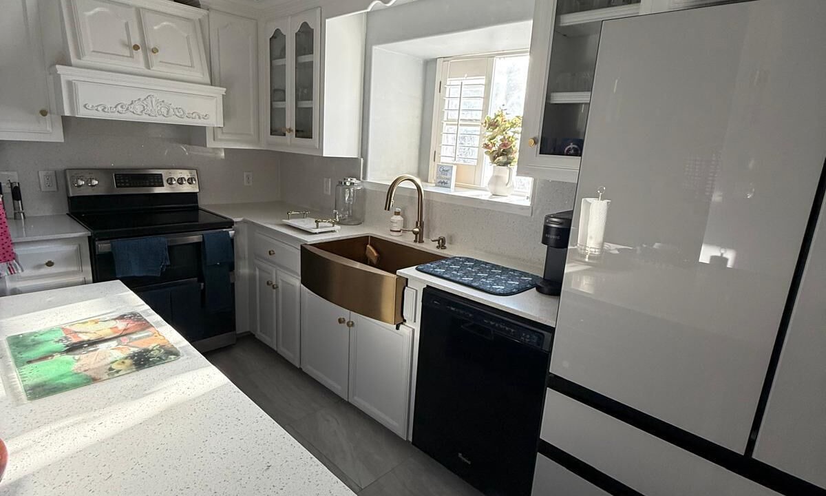 Photo of Kitchen in Edinburg